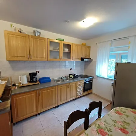 Apartment Ryanair's Summer Vacation Near The
