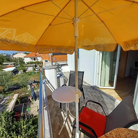 Apartment Ryanair's Summer Vacation Near The Zadar