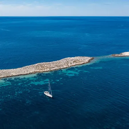 Ryanair's Summer Vacation Near The Zadar