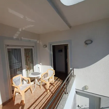 Apartment Ryanair's Summer Vacation Near The Zadar