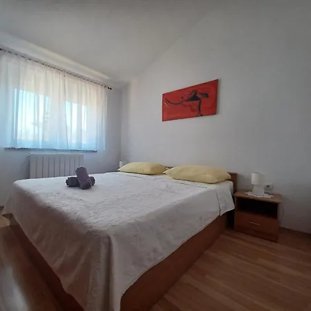 September 2025 Near The Apartment *